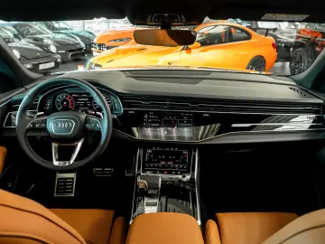 Audi RS Q8 4.0 TFSI quattro