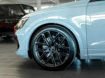 Audi RS Q8 4.0 TFSI quattro