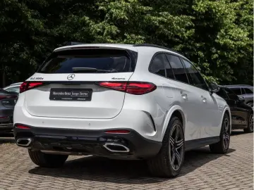 MERCEDES-BENZ GLC 300 d 4M AMG-Sport Pano Burm HUD AHK Stdhz