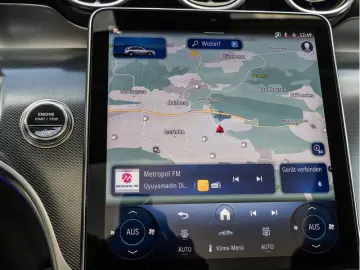 MERCEDES-BENZ GLC 300 d 4M AMG-Sport Pano Burm HUD AHK Stdhz