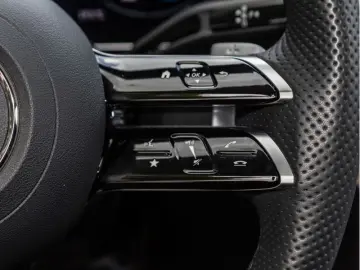 MERCEDES-BENZ GLC 300 d 4M AMG-Sport Pano Burm HUD AHK Stdhz
