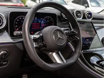 MERCEDES-BENZ GLC 300 d 4M AMG-Sport Pano Burm HUD AHK Stdhz