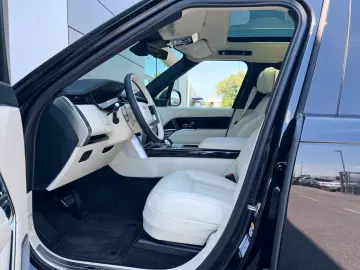 Land Rover Range Rover D350 Autobiography