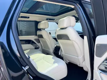 Land Rover Range Rover D350 Autobiography