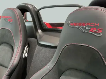 Porsche 718 Spyder RS (982) GT3RS Version  Weissach Package