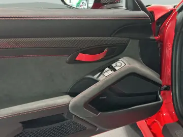 Porsche 718 Spyder RS (982) GT3RS Version  Weissach Package