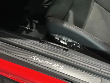 Porsche 718 Spyder RS (982) GT3RS Version  Weissach Package