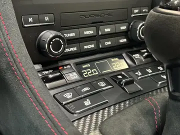 Porsche 718 Spyder RS (982) GT3RS Version  Weissach Package