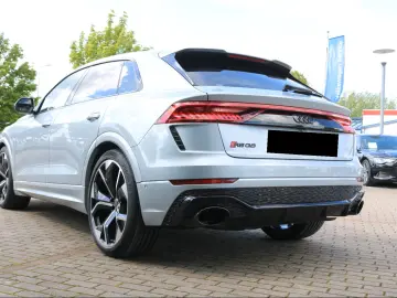 Audi RSQ8 4.0 TFSI quattro