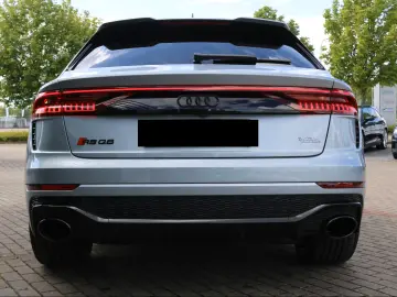 Audi RSQ8 4.0 TFSI quattro