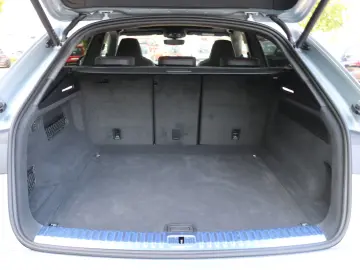 Audi RSQ8 4.0 TFSI quattro