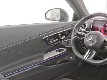 MERCEDES-BENZ CLE 200 AMG Premium Night Pano Burm 36…