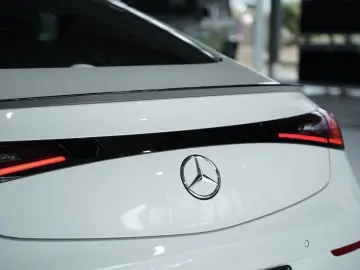 MERCEDES-BENZ CLE 200 AMG Line Premium Coupé  Pano  …