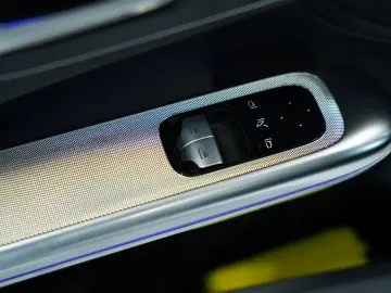 MERCEDES-BENZ CLE 200 AMG Line Premium Coupé  Pano  …