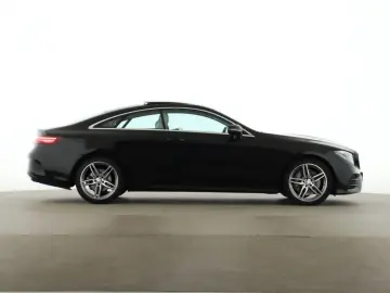 MERCEDES-BENZ E 400 d 4M Coupé AMG Pano Burmester Le…
