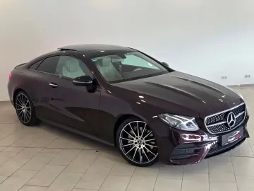 MERCEDES-BENZ E 300 d Coupe AMG-Line Night-Paket Des…