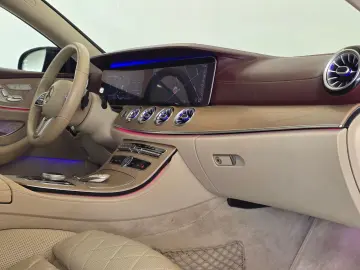 MERCEDES-BENZ E 300 d Coupe AMG-Line Night-Paket Des…