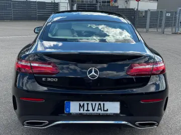 MERCEDES-BENZ E 300 Coupe AMG LED Widescreen Garantie