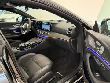 MERCEDES-BENZ AMG GT 4-trg. 53 4Matic   BURMESTER HUD 1 HAND