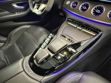MERCEDES-BENZ AMG GT 4-trg. 53 4Matic   BURMESTER HUD 1 HAND