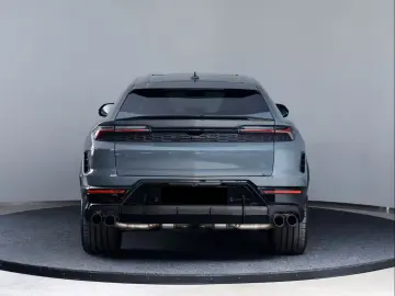 Lamborghini URUS SE - PHEV