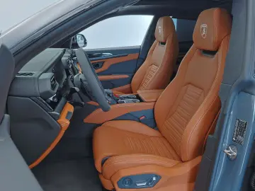 Lamborghini URUS SE - PHEV