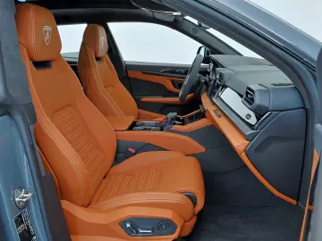 Lamborghini URUS SE - PHEV