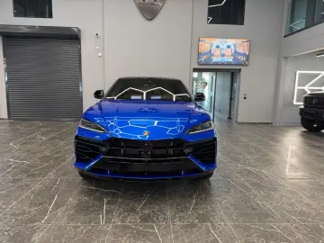 Lamborghini Urus SE - PHEV