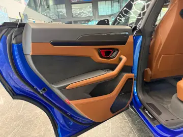Lamborghini Urus SE - PHEV