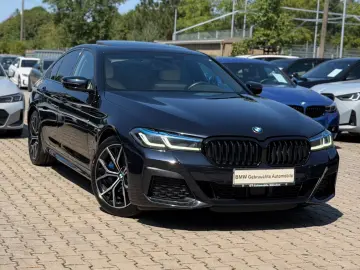 BMW 520d Aut. M-Sportpaket Glasdach Soft-Close Laser