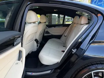 BMW 520d Aut. M-Sportpaket Glasdach Soft-Close Laser