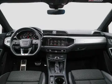AUDI Q3 Sportback 35 TFSI S line AHK ACC GWF