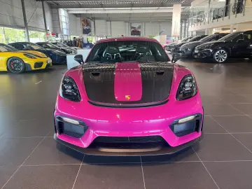 Porsche 718 Cayman GT4 RS (982)