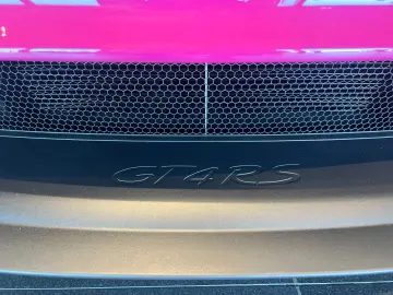 Porsche 718 Cayman GT4 RS (982)