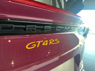 Porsche 718 Cayman GT4 RS (982)