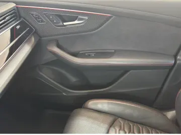 Audi RS Q8 4.0 TFSI Performance