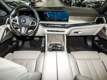 BMW X6 xDrive30d M Sport HUD ACC RFK NAVI Standh. LE