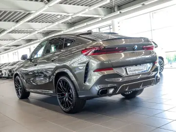 BMW X6 xDrive30d M Sport HUD ACC RFK NAVI Standh. LE