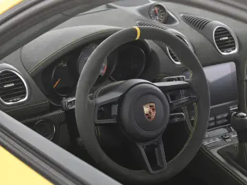 Porsche 718 Cayman GT4 RS (982)