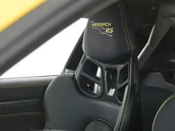 Porsche 718 Cayman GT4 RS (982)