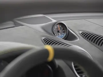 Porsche 718 Cayman GT4 RS (982)