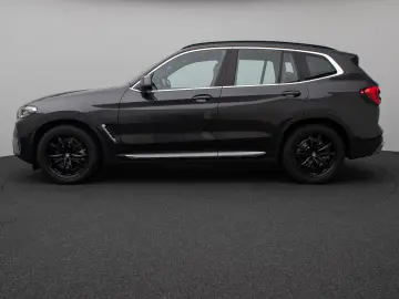 BMW X3 xD20d Panorama Kamera DAB AHK Sport 19Zoll