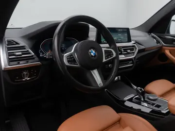 BMW X3 xD20d Panorama Kamera DAB AHK Sport 19Zoll