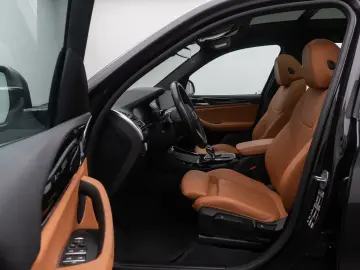BMW X3 xD20d Panorama Kamera DAB AHK Sport 19Zoll
