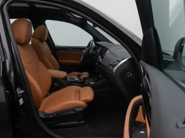 BMW X3 xD20d Panorama Kamera DAB AHK Sport 19Zoll
