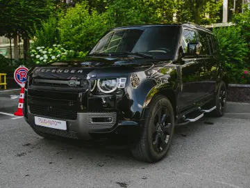 Land Rover Defender 110 X-Dynamic HSE