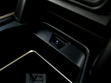 Land Rover Defender 110 X-Dynamic HSE