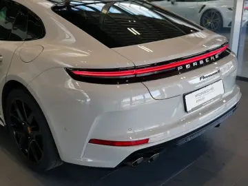 PORSCHE Panamera 4 E-Hybrid InnoDrive HA-Lenkung Head-Up