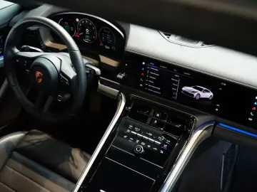 PORSCHE Panamera 4 E-Hybrid InnoDrive HA-Lenkung Head-Up