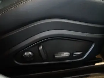 PORSCHE Panamera 4 E-Hybrid InnoDrive HA-Lenkung Head-Up